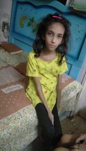 طفلة فتيات كهف حلون