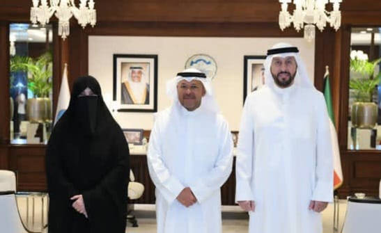 الشيخ عذبي ناصر العذبي يستقبل حنان العنزي