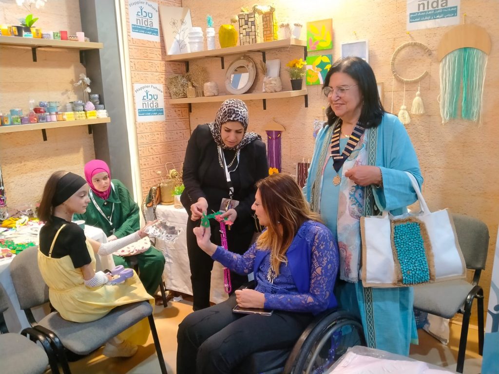 من مراسم افتتاح الدورة السابعة لمعرض المنتجات والحرف اليدوية والتراثية تراثنا 2025