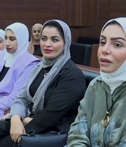 كويتيات من فئة الصم خلال الملتقي