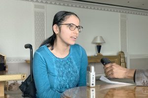 نوجين مصطفى الكاتب السورية التي تحدث الحرب والإعاقة