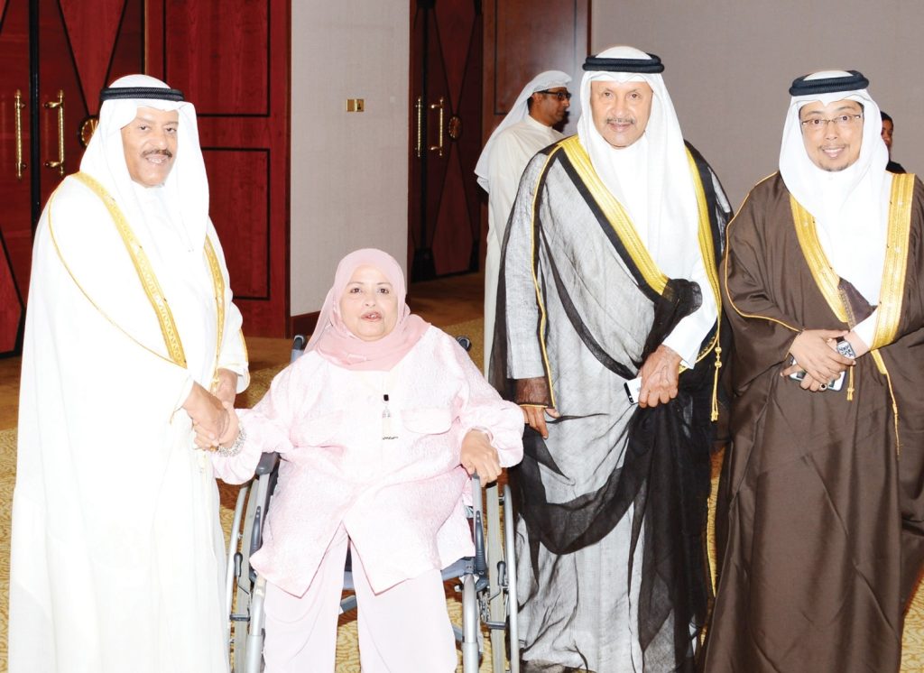 تكريم عضو مجلس الشورى منيرة بن هندي لاختيارها سفيرة النوايا الحسنة للمرأة ، 2014