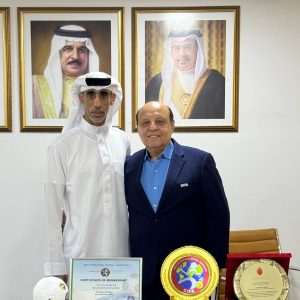 جاسم مبارك مع ياكوف فرينكل رئيس الاتحاد الدولي لكرة القدم للصم