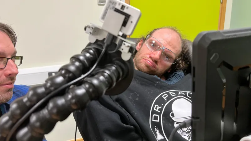 أجهزة التواصل