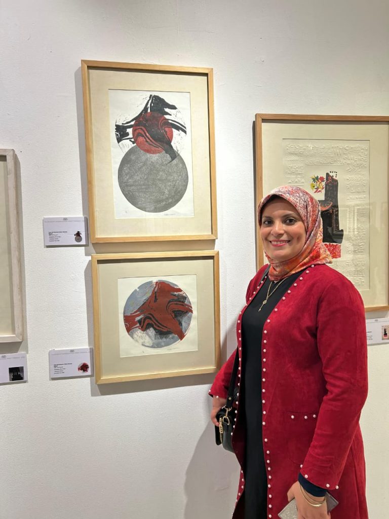 إنچي عبد المنعم، الفنانة المصرية من ذوي الهمم