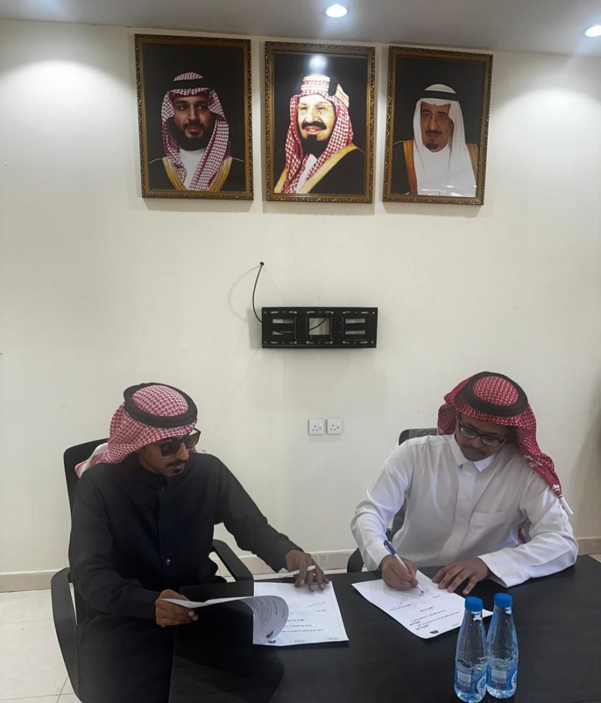 توقيع مذكرة التعاون بين نادي طبرجل وجمعية آمال