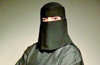 أماني السراني سفيرة الصم بالحرمين