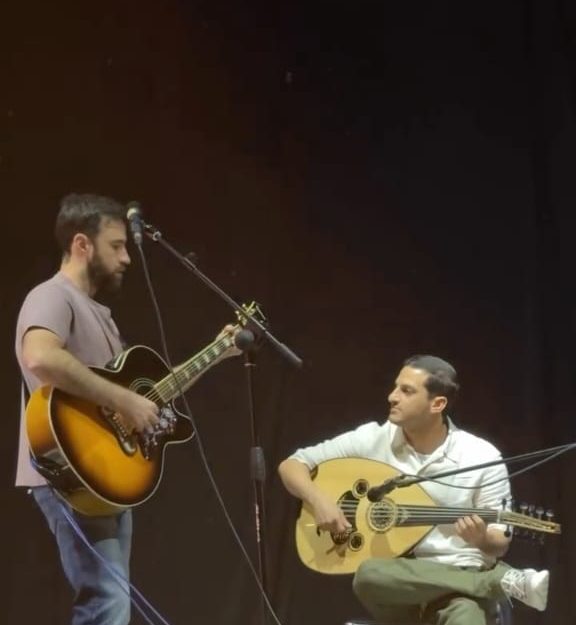 أمسية العقل يهم بالكويت