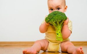 التغذية السليمة تجنب الاطفال إعاقات نقص الحديد