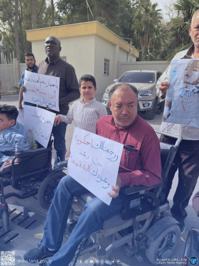 مأساة مرضى ضمور العضلات في ليبيا عرض مستمر