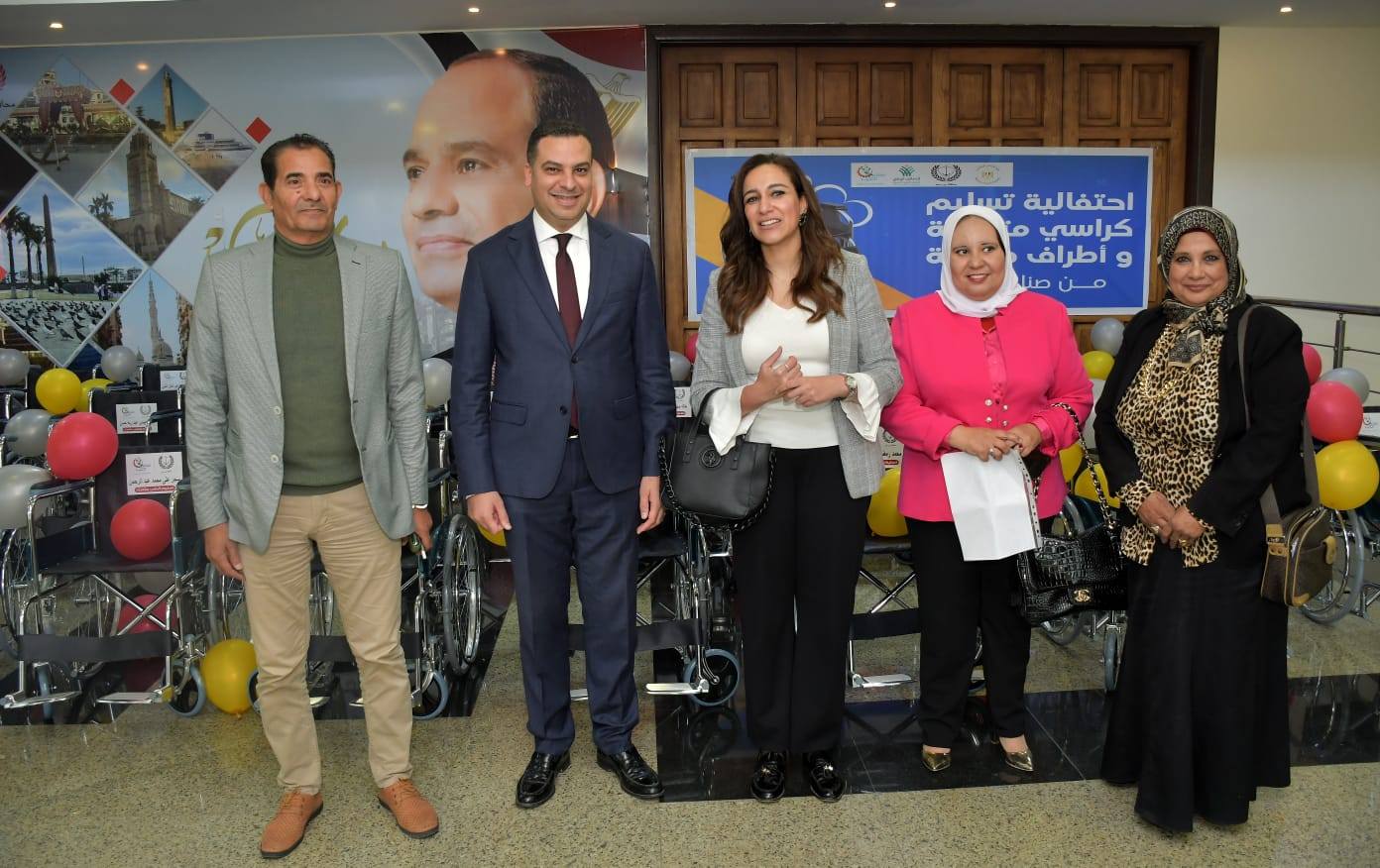 مبادرة توزيع كراسي متحركة وأطراف صناعية في بورسعيد