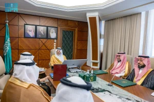 أمير المنطقة الشرقية يستقبل جمعية الرحمة الطبية