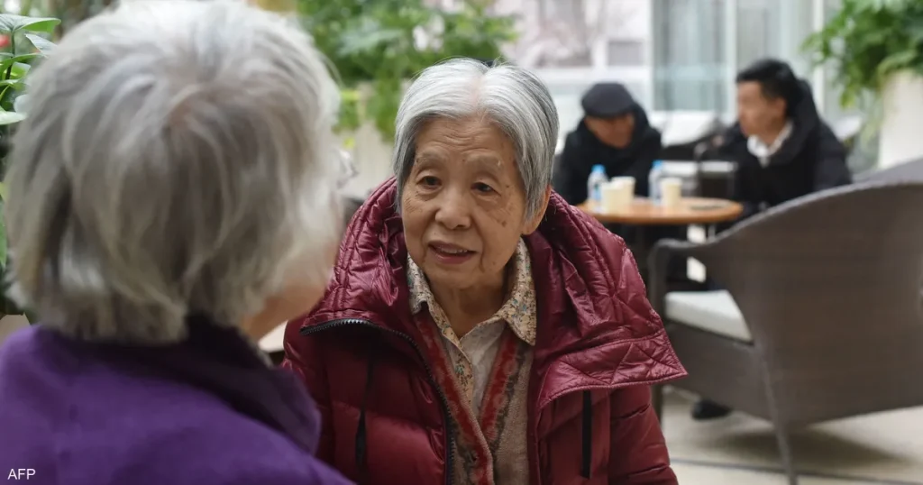 الصين تطور نموذجًا علميًا لفهم الإعاقة المرتبطة بالشيخوخة