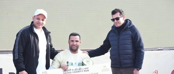 وزير الرياضة يكرم الفائزين في ماراثون زايد الخيري