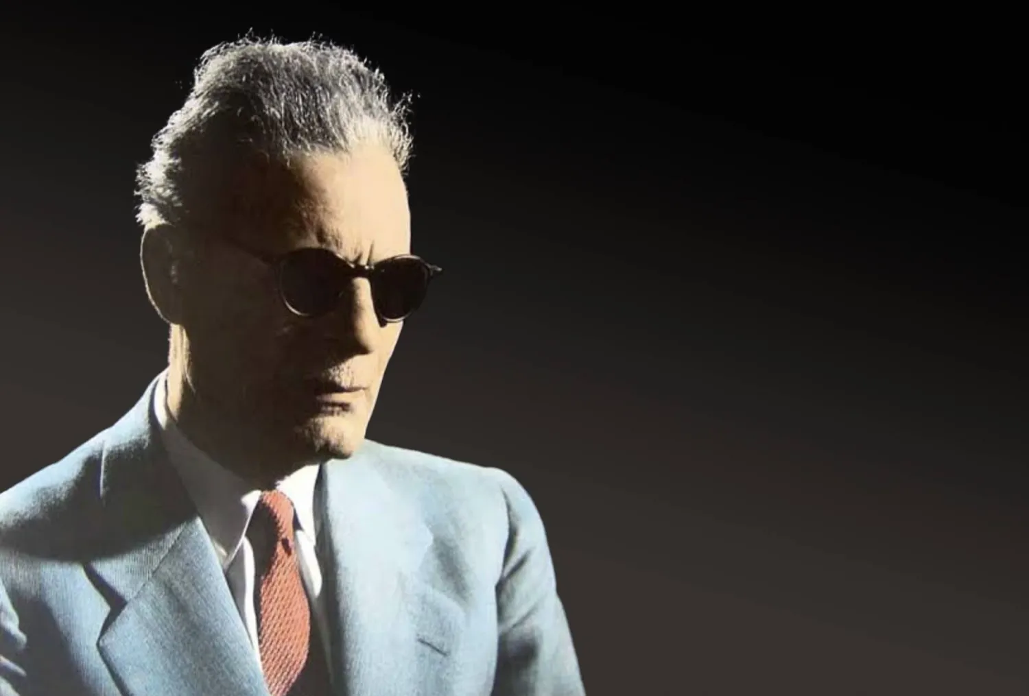 طه حسين وزيرا