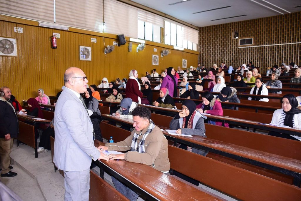 الطلاب الصم والدمج