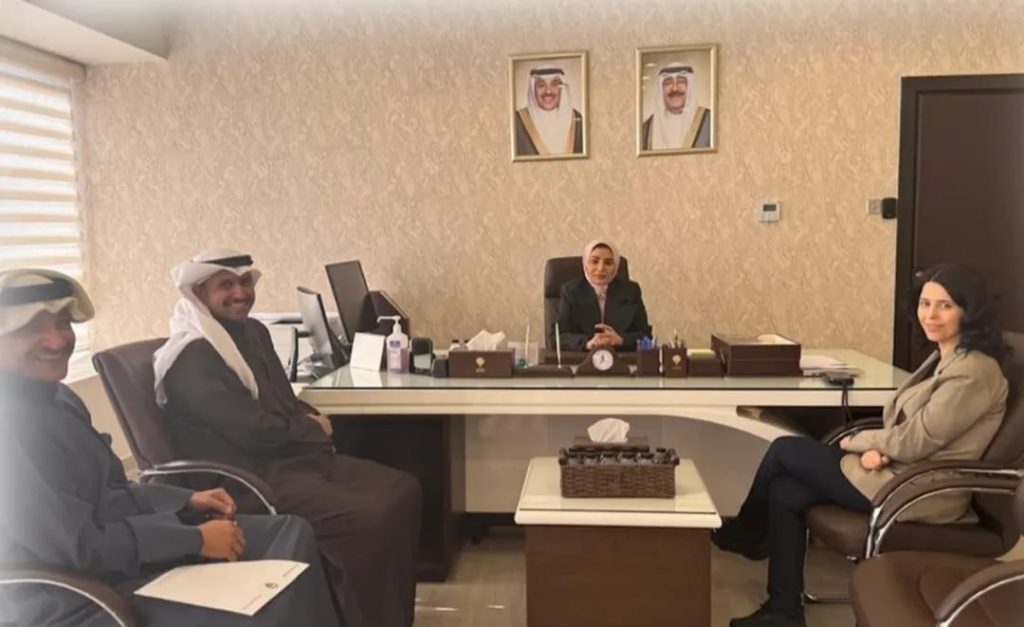 الحويلة تناقش ملف توزيع الأجهزة التعويضية