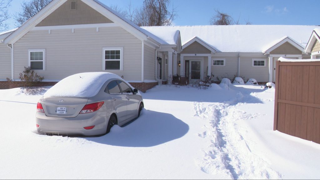 العاصفة الثلجية تحاصر ذوي الإعاقة داخل منازلهم في الولايات المتحدة