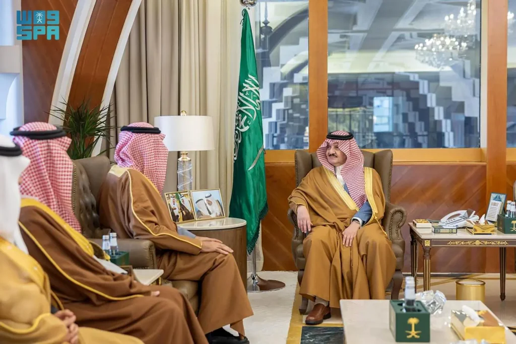 سعود بن نايف بن عبدالعزيز، أمير المنطقة الشرقية بالسعودية، يستقبل رئيس جمعية "سواعد"