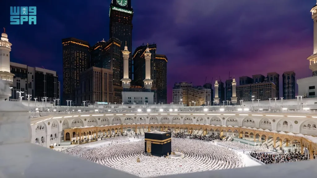 خدمات المسجد الحرام تسهل تنقل ذوي الإعاقة في موسم العمرة