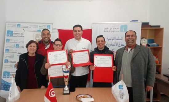 منظمة تونسية تكرّم ذوي متلازمة داون المشاركين في مسابقة طبخ بفرنسا